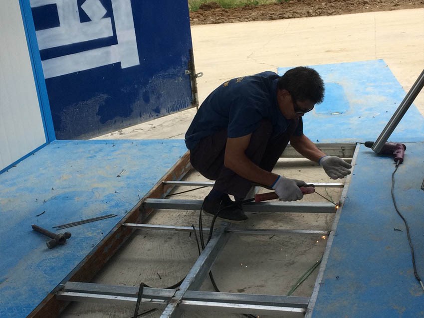 阜阳二冶工地实名制通道安装